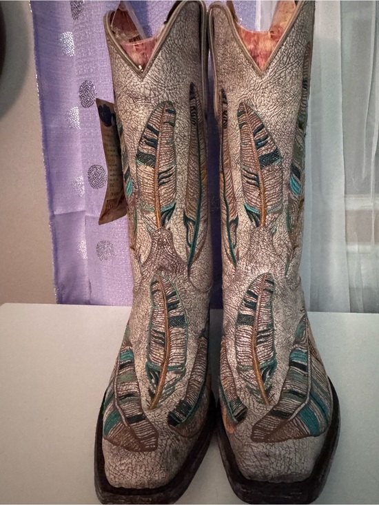 Old Gringo Shoes - Old Gringo Cream and Teal Feather Embroidered Heeled Cowboy Boots